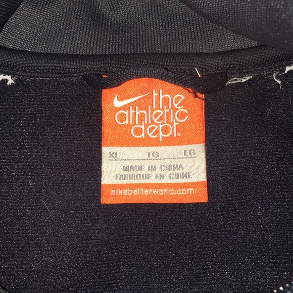 Nike Track Jacket - Picture 2 of 6